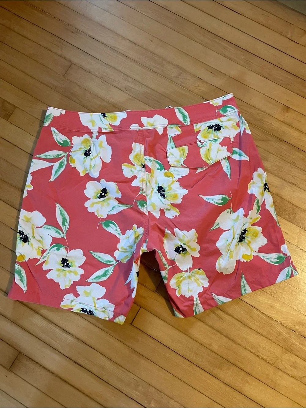 J. CREW 7” Stretch Breaker Board Short ECONYL Nylon Swim Trunk Floral Print 32